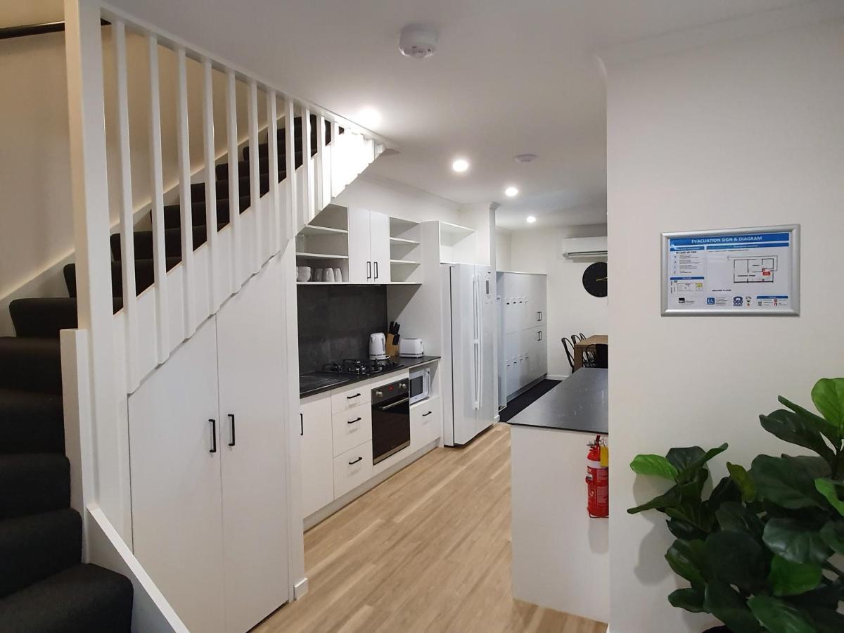 Mihaven Shared Living - Martyn St Vandrerhjem Cairns Eksteriør bilde